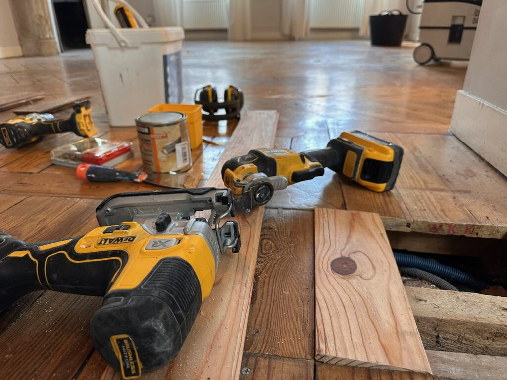 Greffe de parquet invisible par Maxard Parquet à Caen