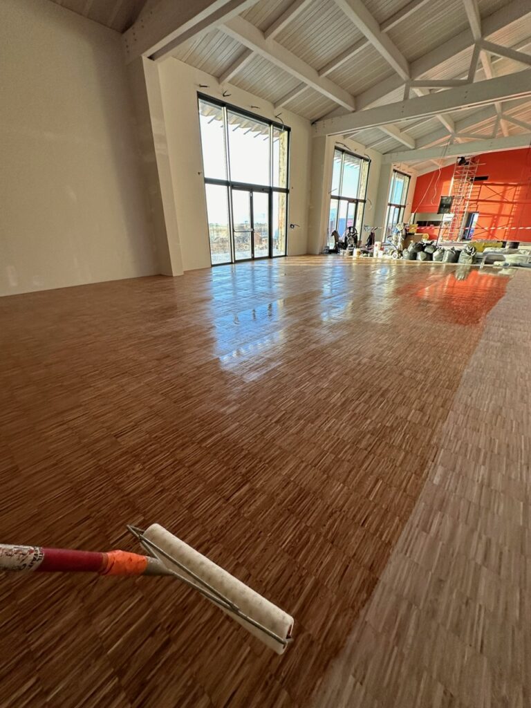Vitrification professionnelle de parquet mat, satiné ou brillant à Ouistreham et Calvados