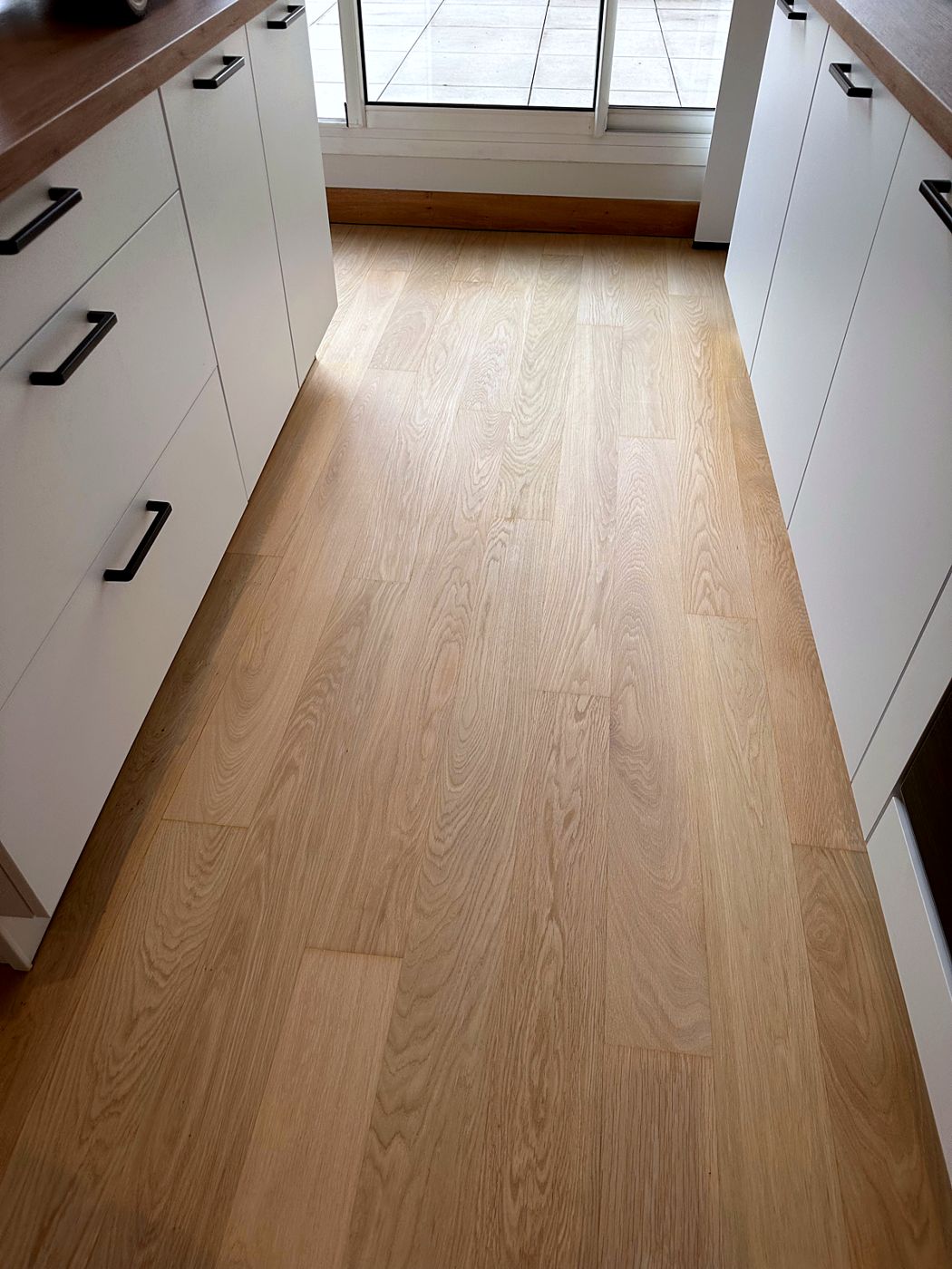 Cuisine ouverte, chêne naturel – Maxard Parquet