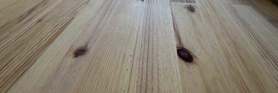 Ponçage parquet ancien bois nu – Maxard Parquet