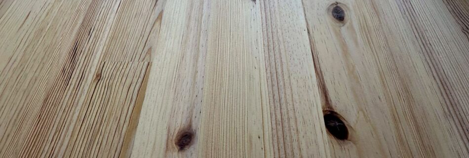 Ponçage parquet pin bois brut – Maxard Parquet