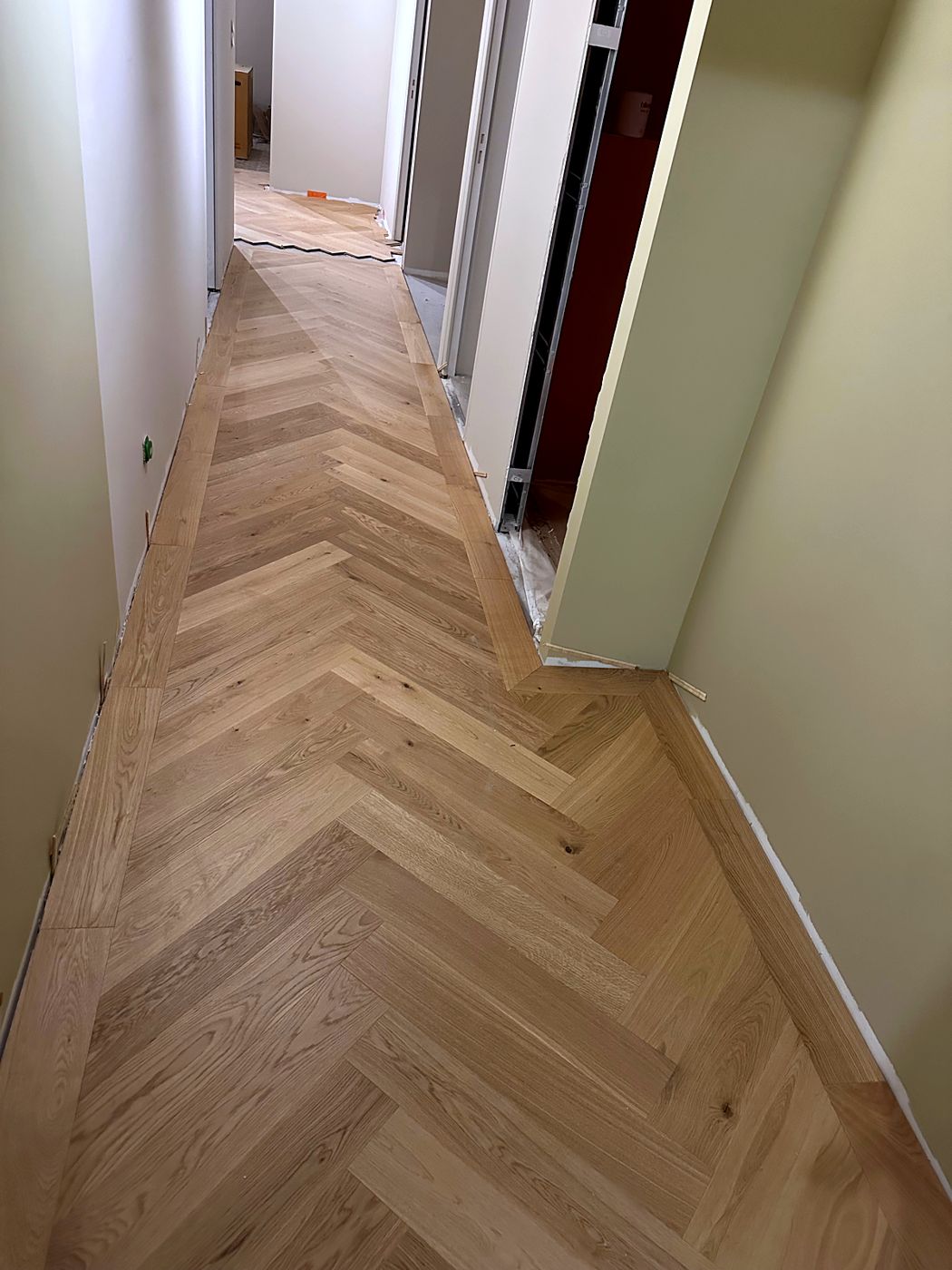 Pose d’un point de Hongrie – Maxard Parquet