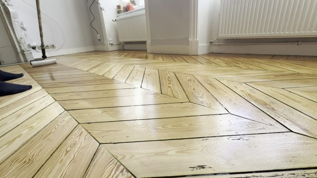Vitrification rouleau parquet point de hongrie – Maxard Parquet